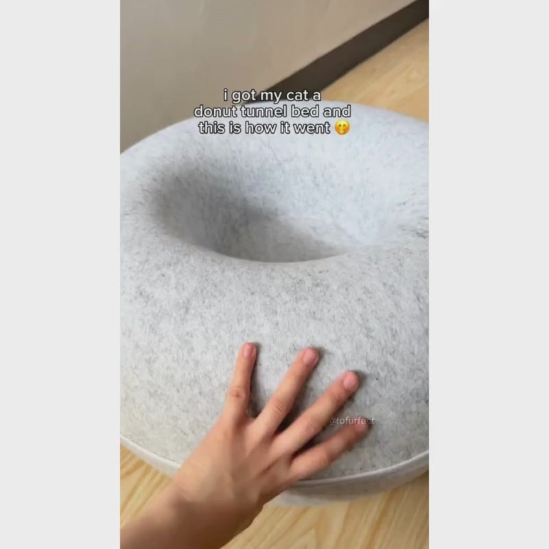 Cat Donut Tunnel Bed